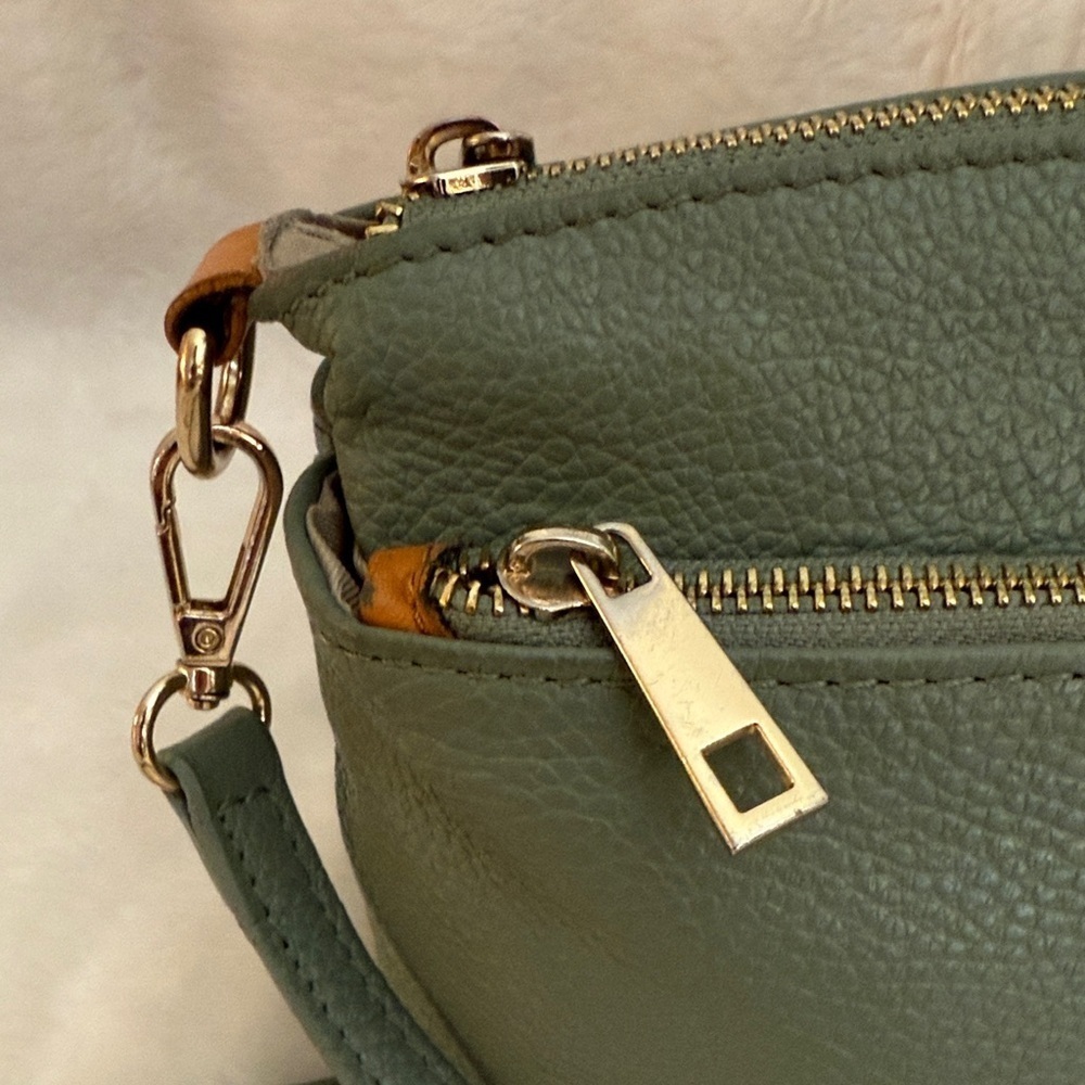 Diana Freneze Green Leather Crossbody Bag – Multi Zip - Picture 3 of 16